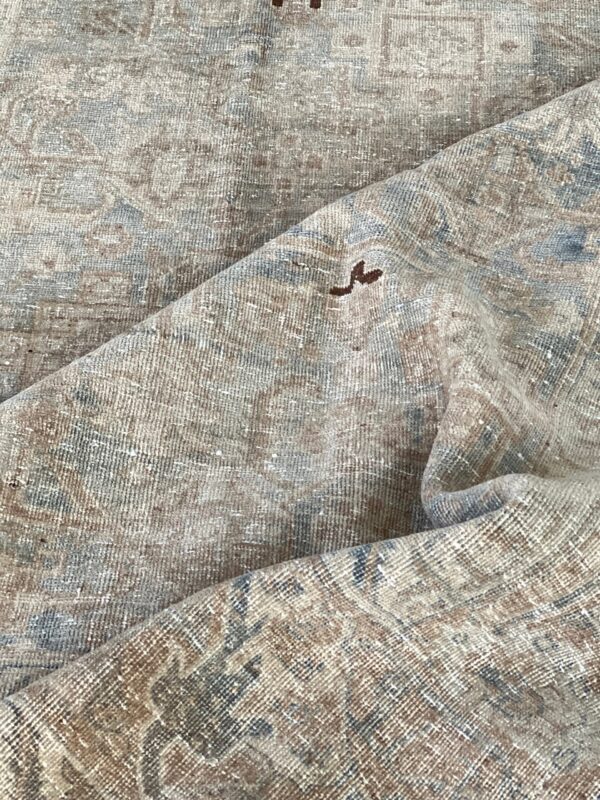 Vintage Rug (7' x 10') - Image 3