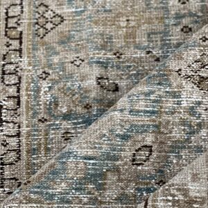 Vintage Scatter Rug (3' x 6')