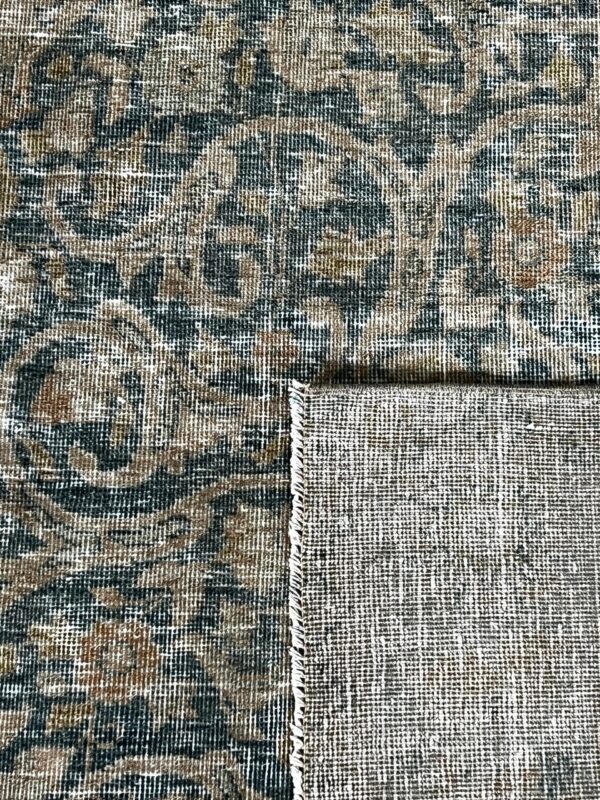 Vintage Rug (5' x 8') - Image 2