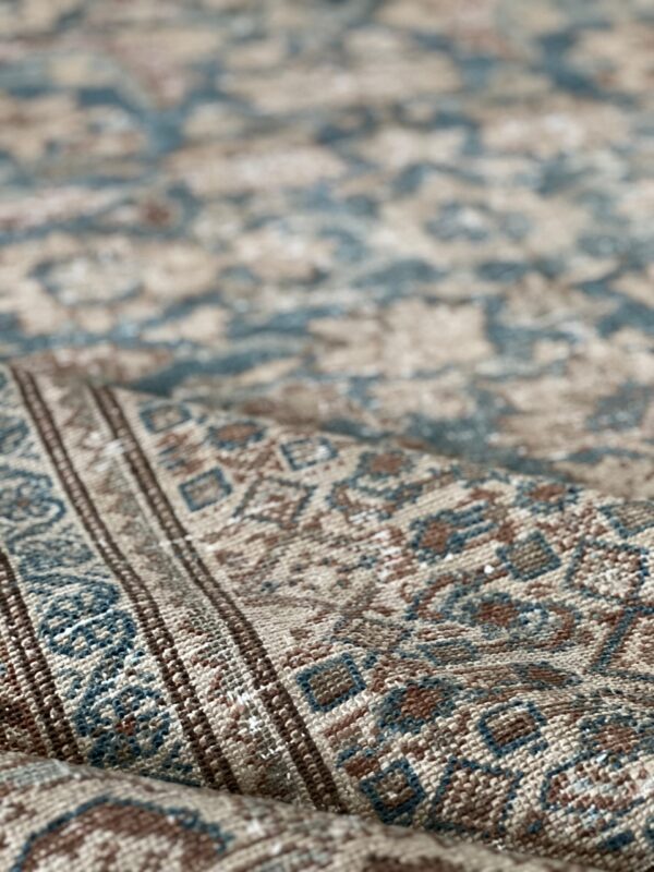 Vintage Runner (7' x 13')