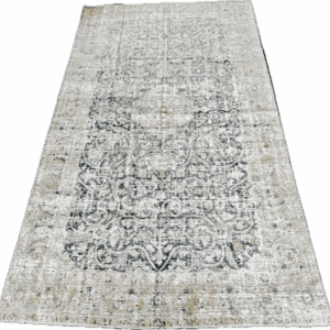 Vintage Rug (5' x 8')
